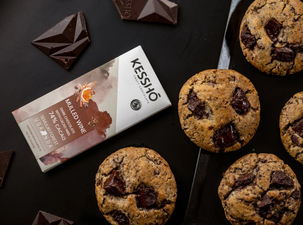 KESSHO wrapped Mulled Wine 74% Dark chocolate bar with chocolate chip cookies