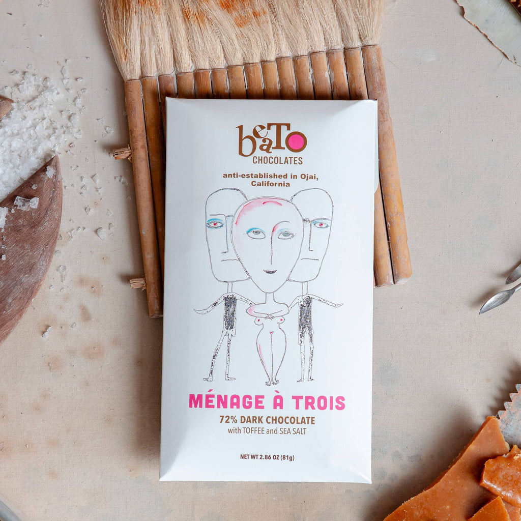 Beato Chocolates "Ménage à Trois" 72% Dark Chocolate with Toffee and Sea Salt lying on a table